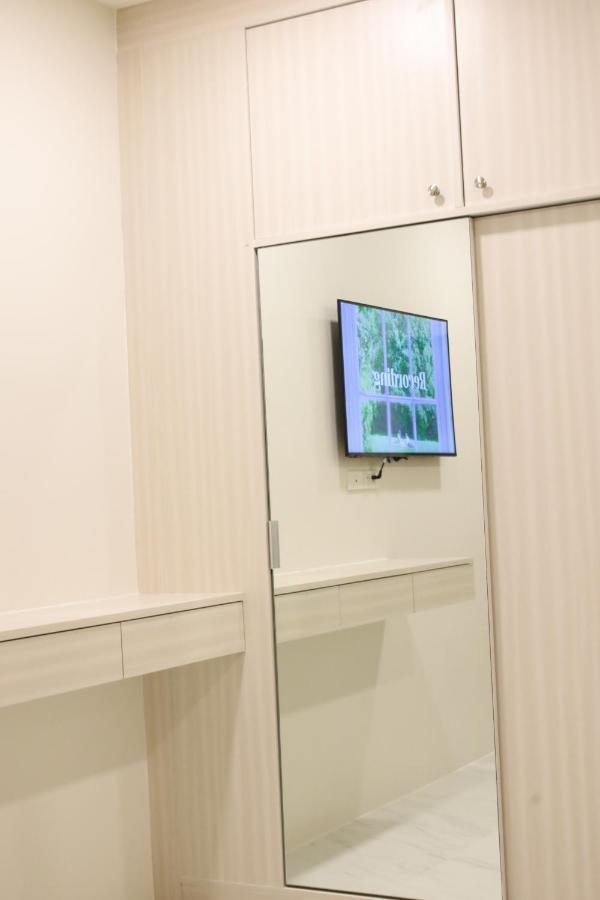 Apartment S.p.c By Brodderud Bangkok